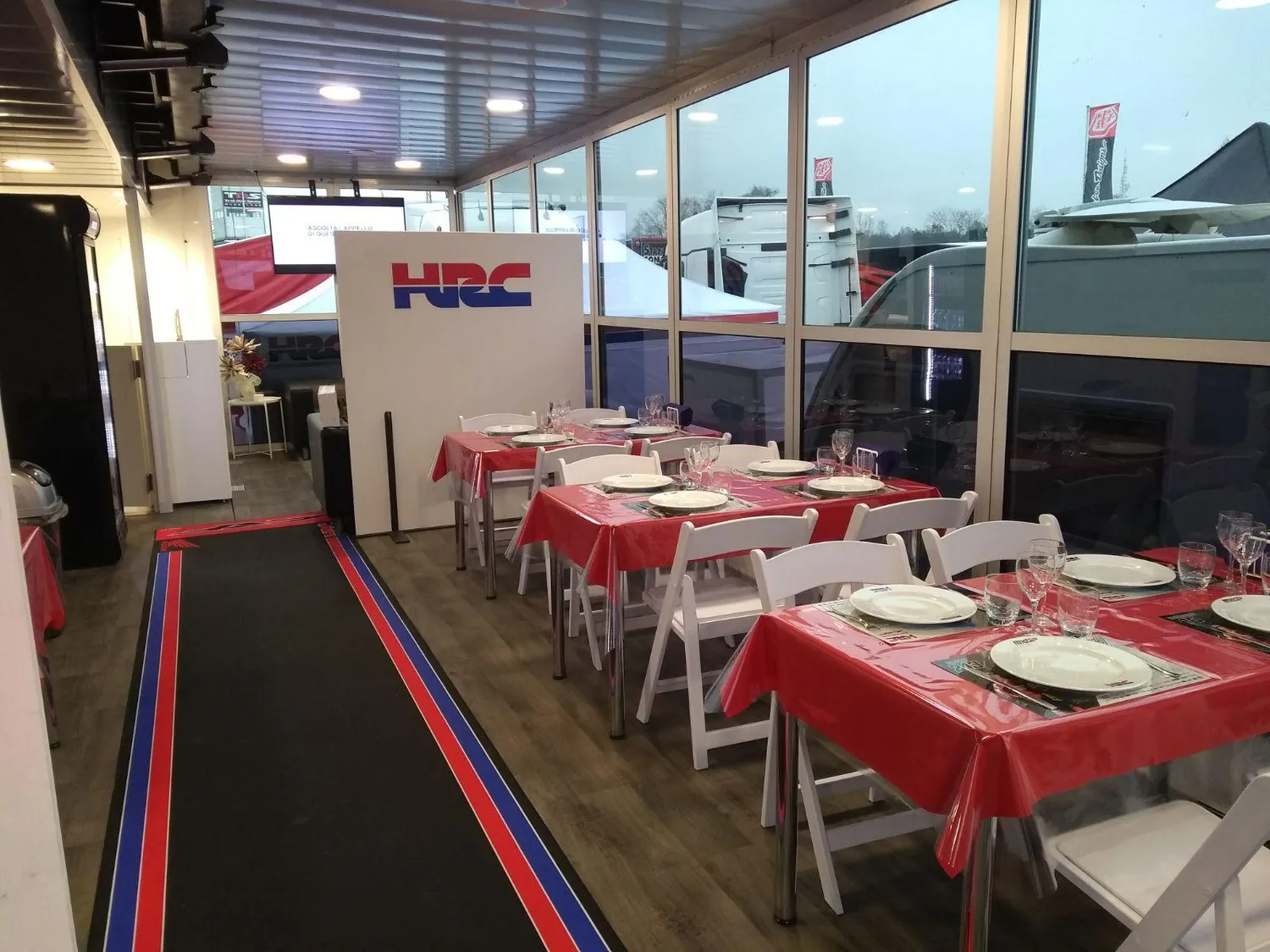 Hurly Parts Srl Tovagliati personalizzati lavabili