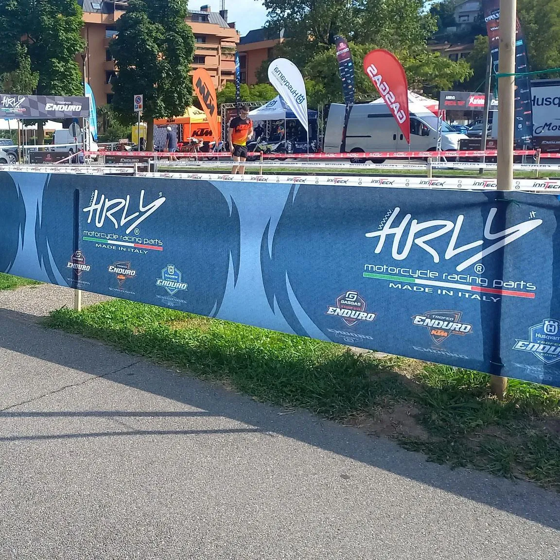 Hurly Parts Banner leggero montaggio facile